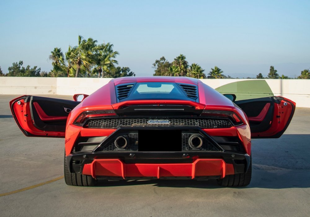 Lamborghini Huracan Evo | Rain Luxury